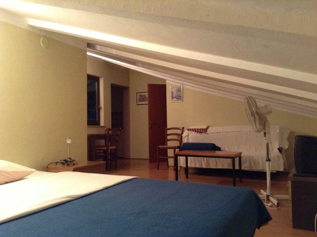 Apartments Katarina ヴィンクラン エクステリア 写真